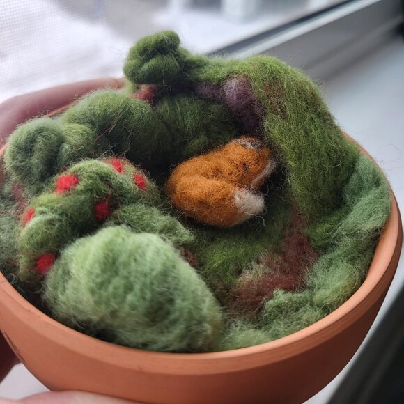 Handmade Needle Felted Fox in Terra Cotta Pot, Decorative Wool Art Figurine, Woo - Picture 5 of 8